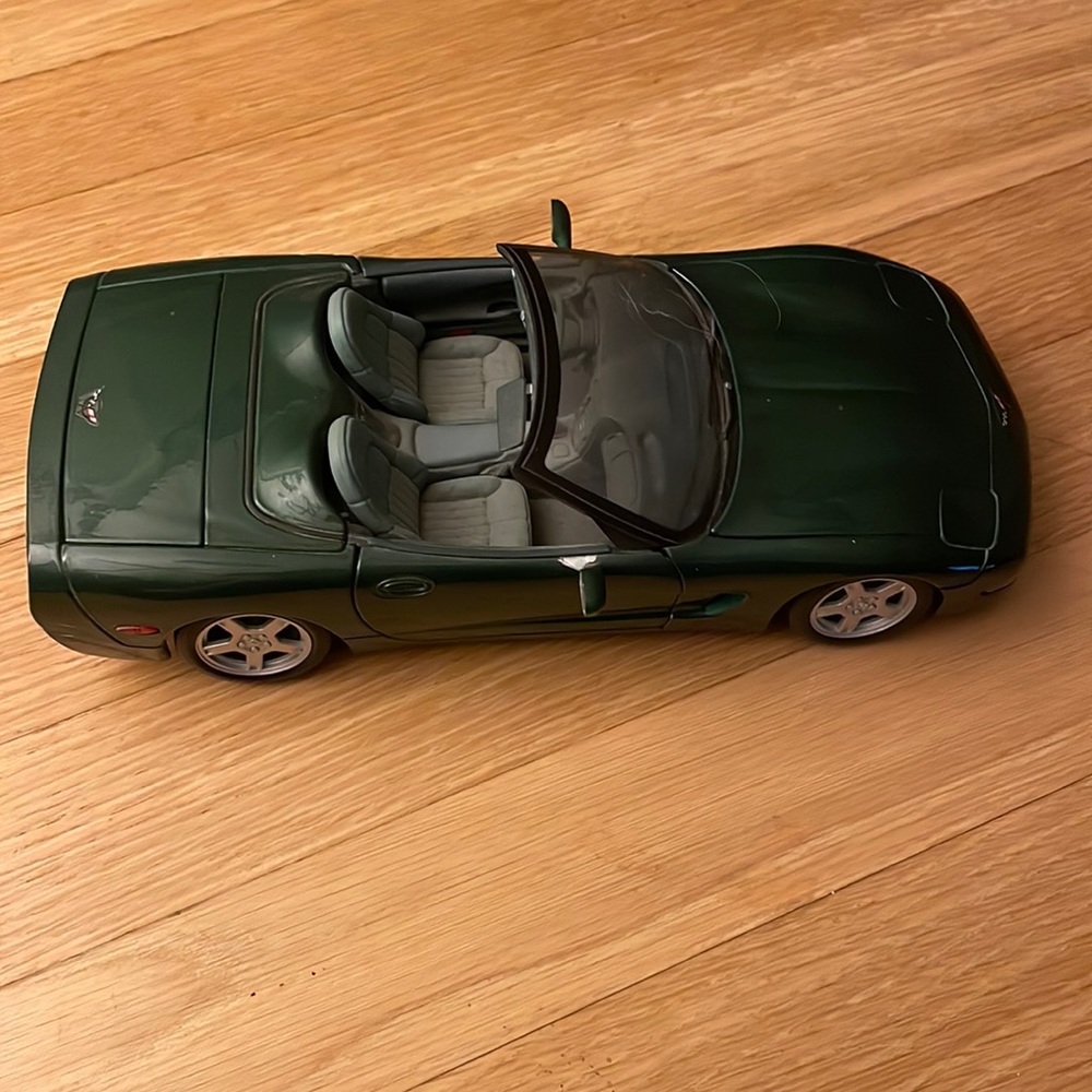 ‘98 Corvette Car